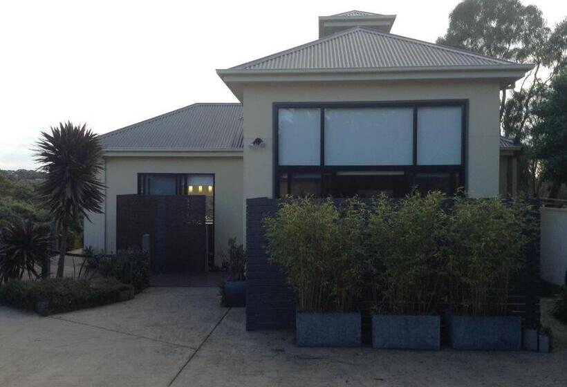 Хижина Deluxe, Hilltop Apartments Phillip Island   Adults Only