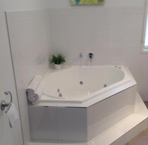 디럭스 코티지, Hilltop Apartments Phillip Island   Adults Only