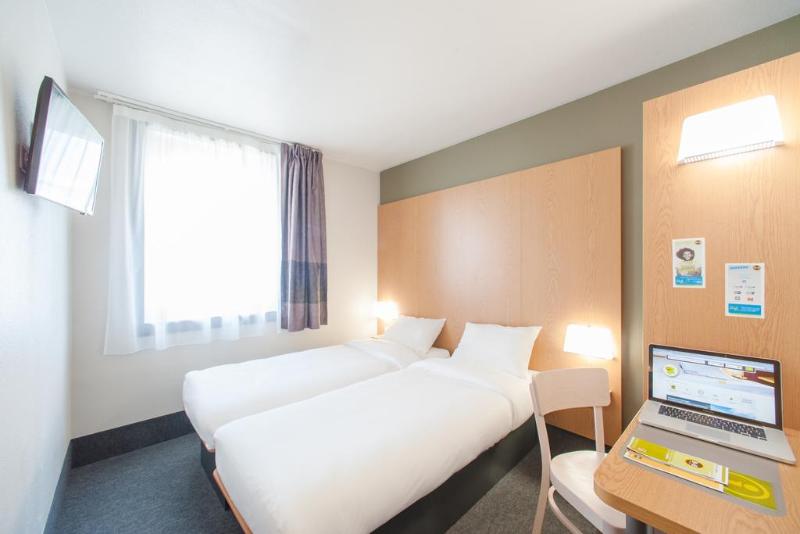Номер Стандарт, B&b Hotel Aix En Provence Le Tholonet