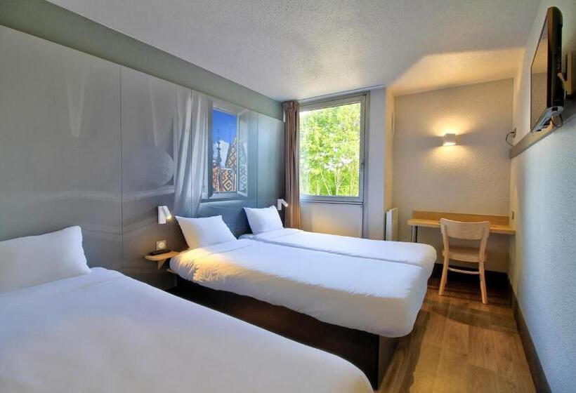 Pokój Trzyosobowy Klasyczny, B&b Hotel Beaune Sud 1 Palais Des Congrès