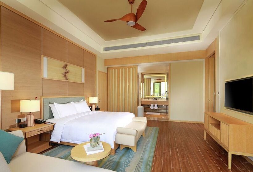 스탠다드 룸 더블 침대, Hilton Yuxi Fuxian Lake