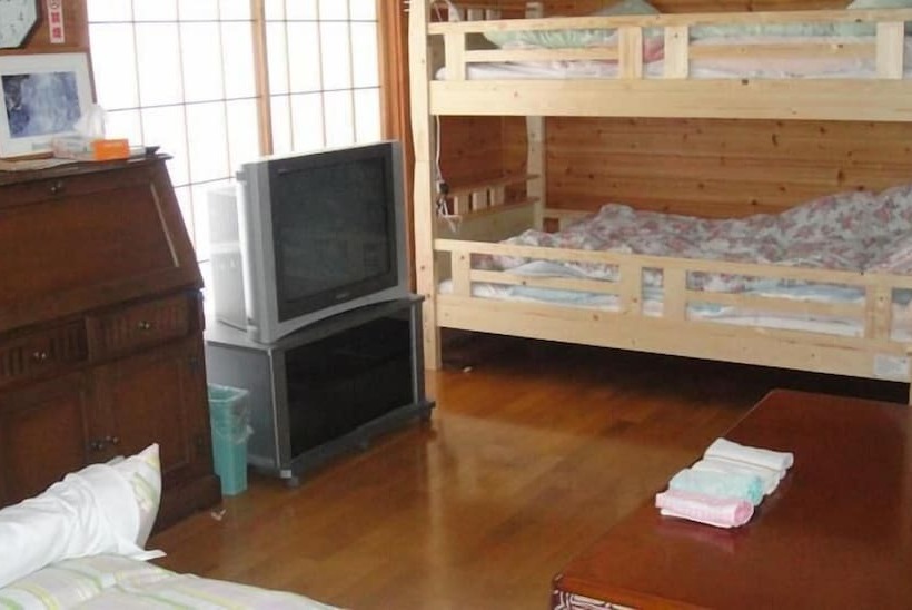 غرفة عائلية, Narusawa Lodge