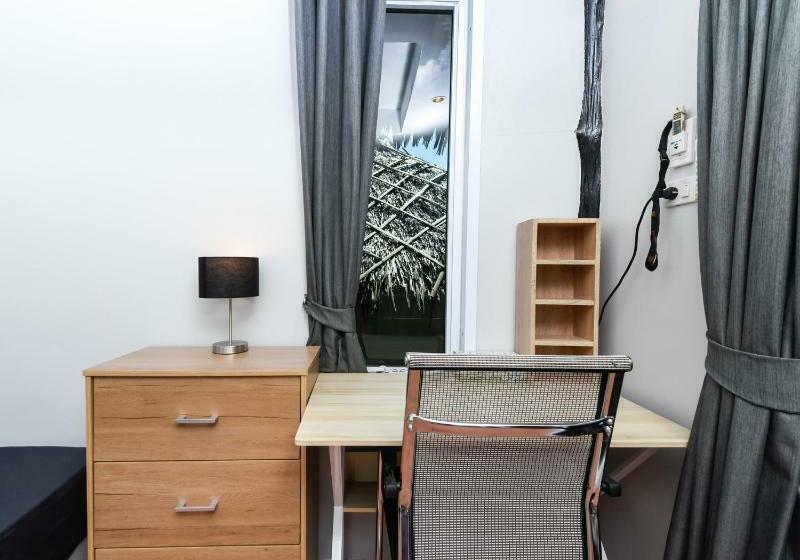 بانگلوی لوکس, Shiralea Backpackers Resort