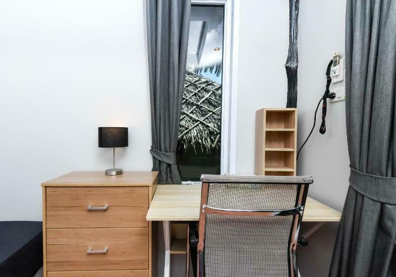 بانگلوی لوکس, Shiralea Backpackers Resort