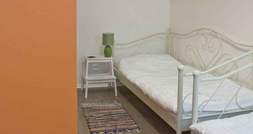 Номер Стандарт, Warsaw Downtown Hostel