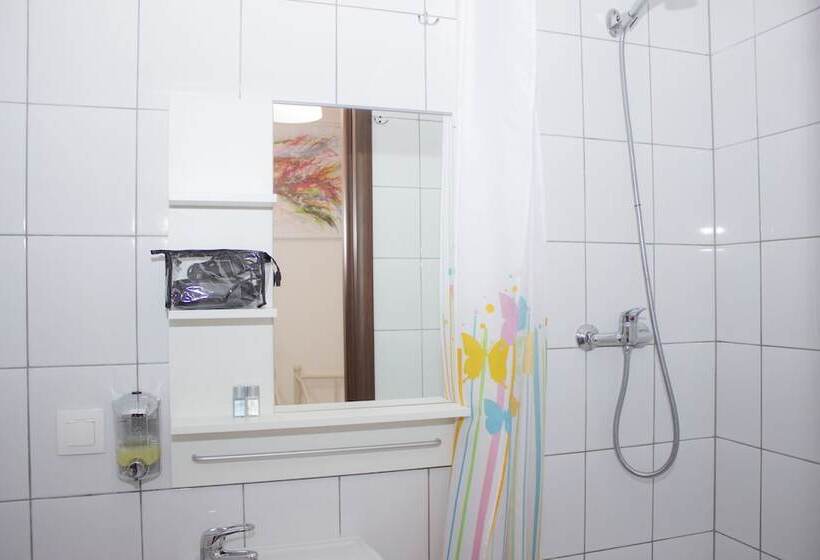 Номер Стандарт, Warsaw Downtown Hostel