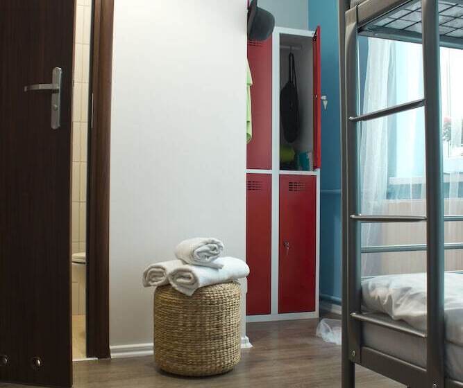 Кровать в Общей Комнате, Warsaw Downtown Hostel