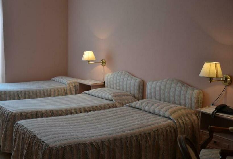 Номер Стандарт Трехместный, Moderno