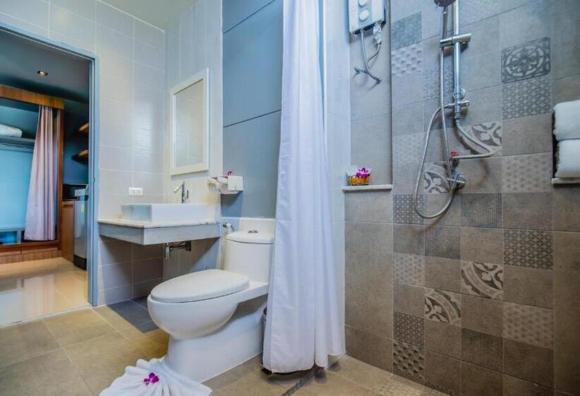 اتاق لوکس, The Rubber Hotel Phuket