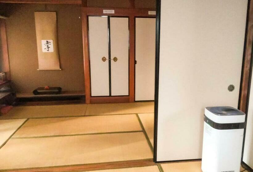 Дом 1 Спальня, Guest House An