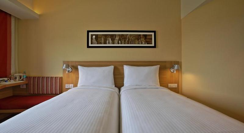 Номер Deluxe, Ibis Styles Goa Calangute   An Accor Brand