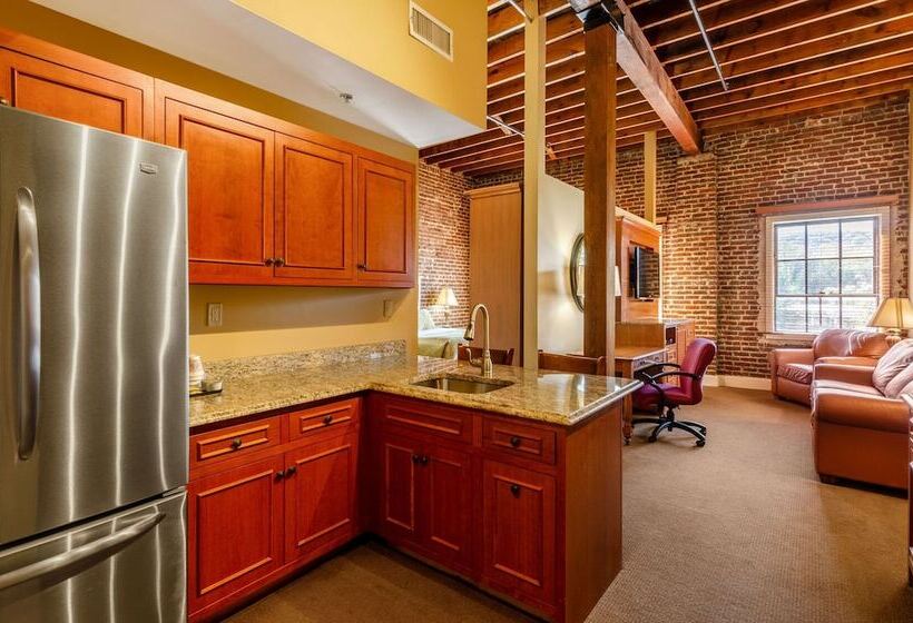 Люкс, Jackson Park Inn, Ascend Hotel Collection