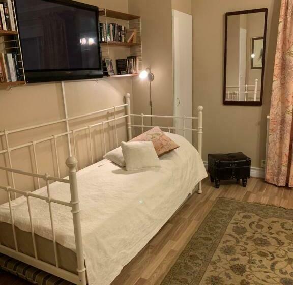 Номер Стандарт Трехместный, Furulidens B & B