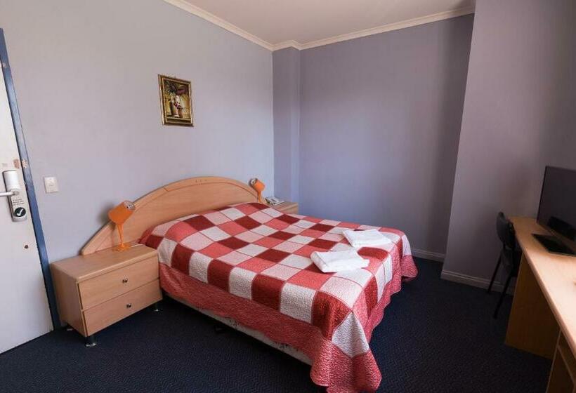 이코노미 룸, Chadstone Executive Motel