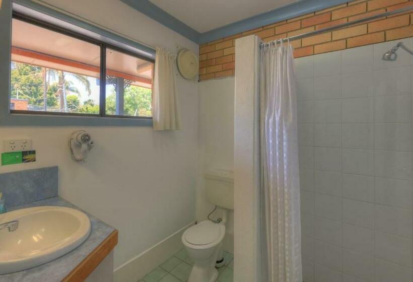 Номер Стандарт, Jacaranda Motor Lodge