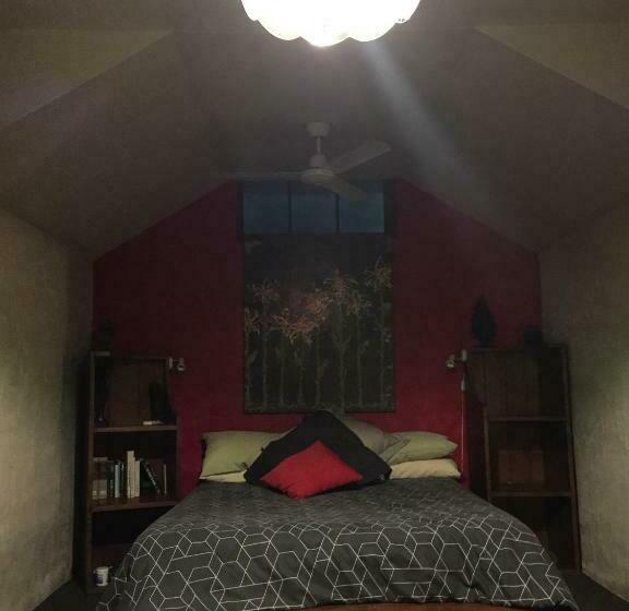 سوییت, Rossmount Rural Retreat