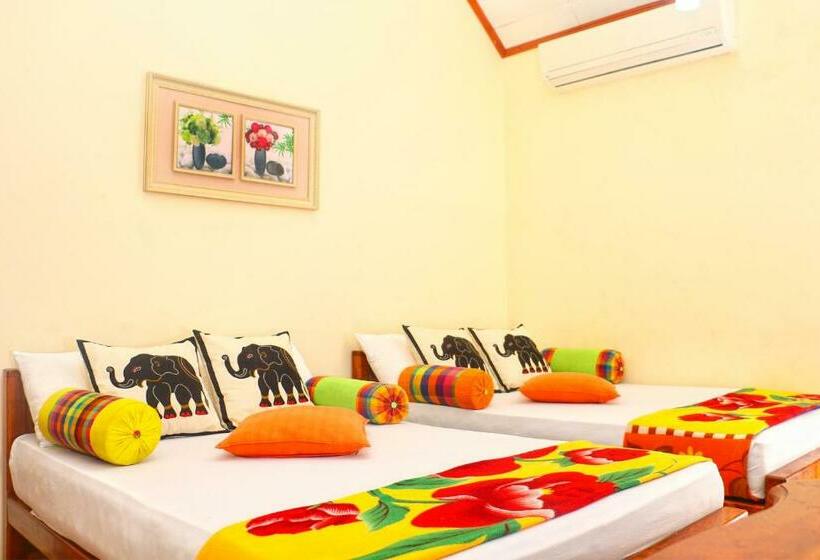 Номер Deluxe, Nature Resort   Yala Safari Village
