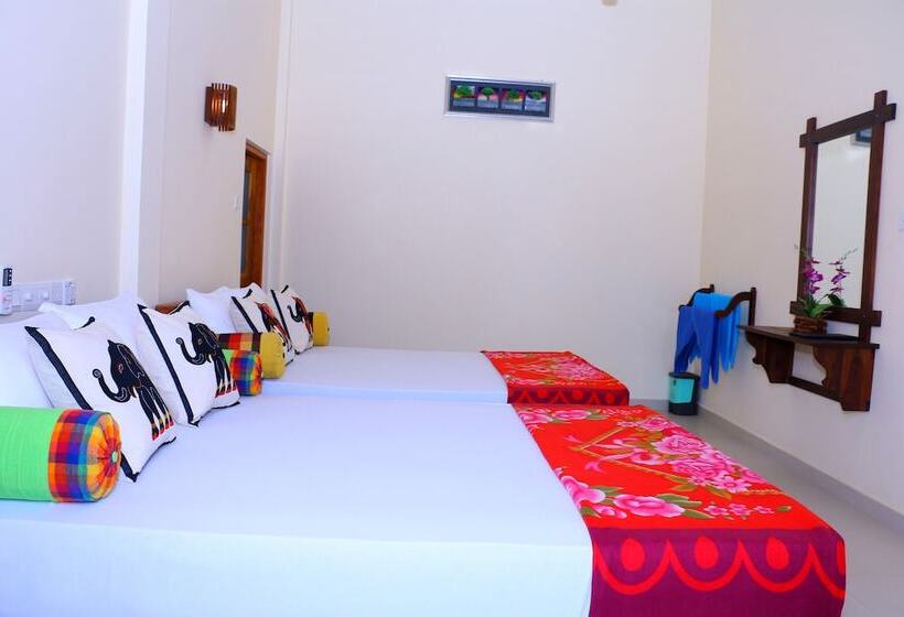 Четырехместный Номер Deluxe, Nature Resort   Yala Safari Village