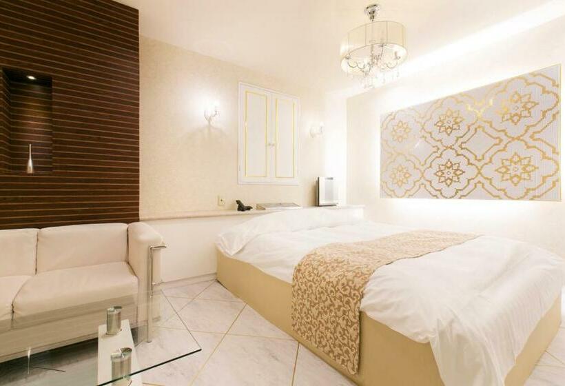 Номер Deluxe, Atlantis Higashi Osaka