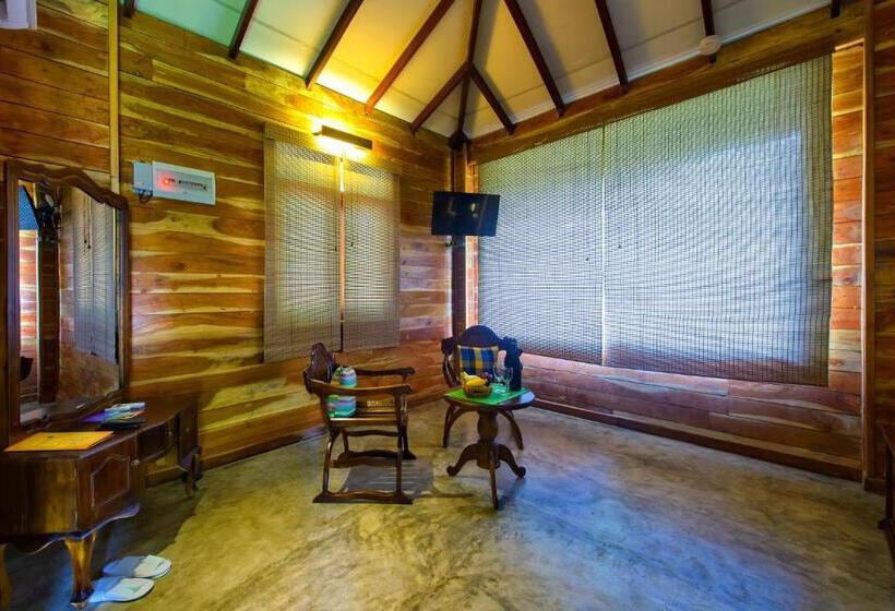 一居室高级别墅, Karunakarala Ayurveda Resort