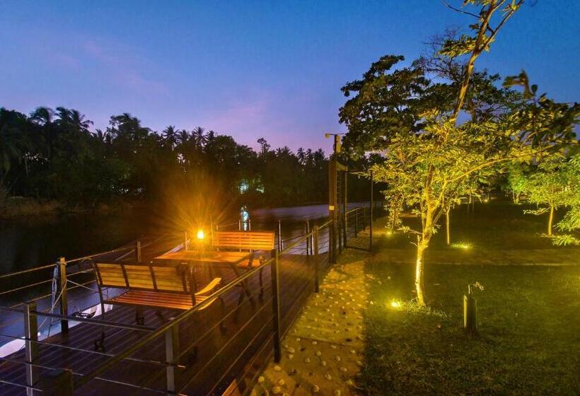 Номер Deluxe, Karunakarala Ayurveda Resort