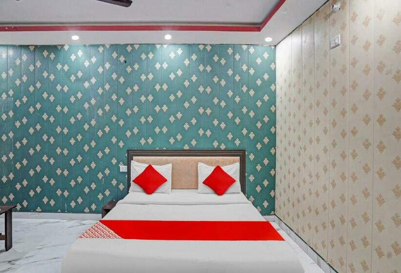 Трехместный Номер Классика, Oyo Flagship 80914 S L Galxy