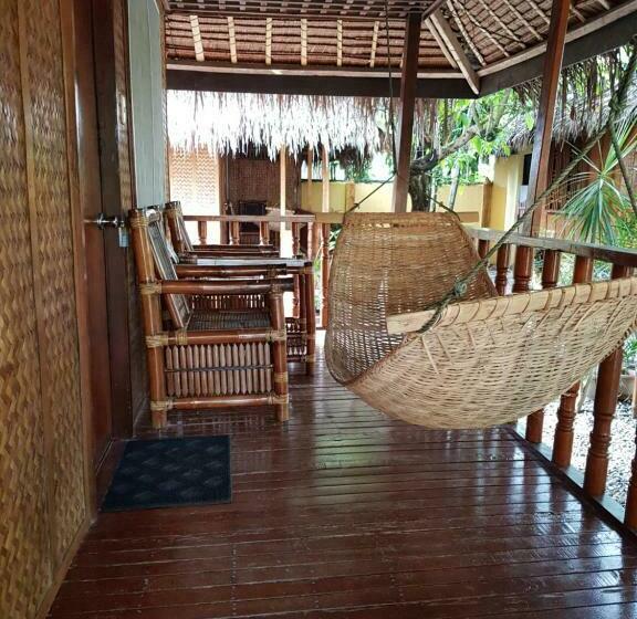 Бунгало Стандарт, Roy S Rendezvous Boracay