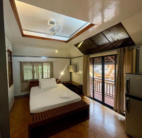 Номер Deluxe, Roy S Rendezvous Boracay