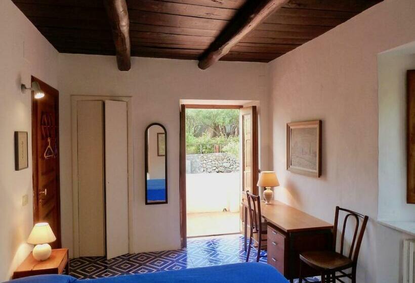 Номер Стандарт с Балконом, Casa Puccini B&b Maratea