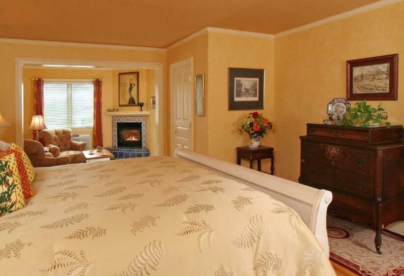 Люкс Кровать Кинг, L Auberge Provencale Inn & Restaurant