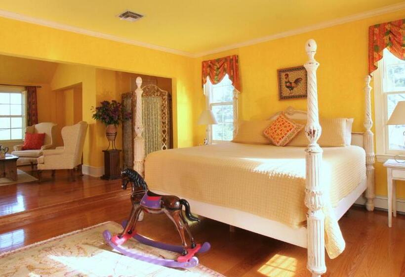 Люкс Кровать Кинг, L Auberge Provencale Inn & Restaurant