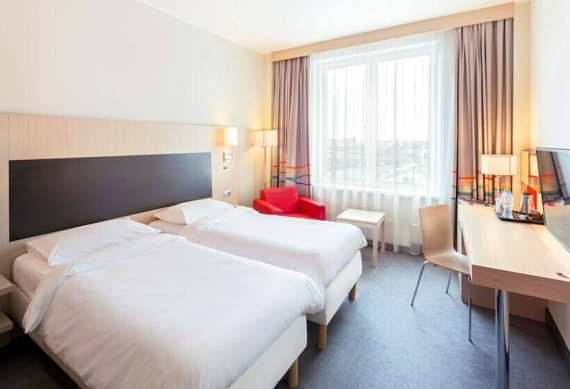 Номер Стандарт, Cosmos Novosibirsk Hotel, A Member Of Radisson Individuals