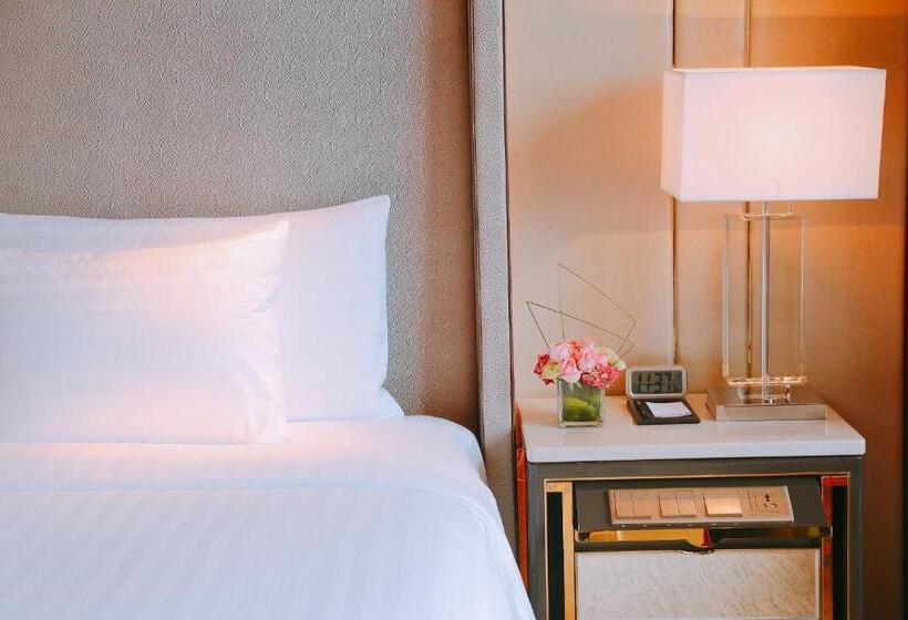 استودیو استاندارد با تخت کینگ, Yiwu Marriott