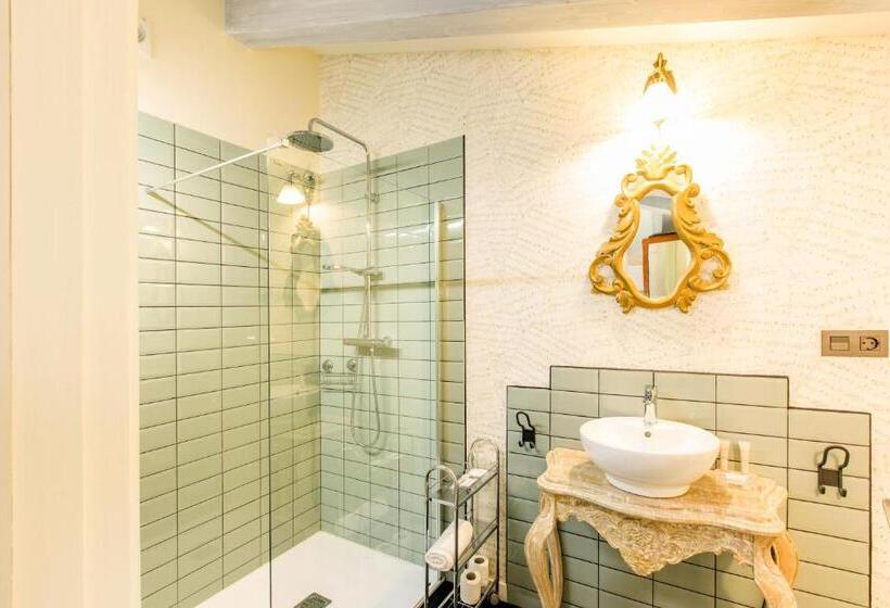 Студия Стандарт, Teatrisso Hotel Palacio