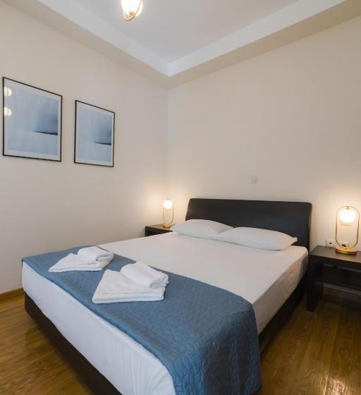 Номер Стандарт с Балконом, Nikolaos Pension