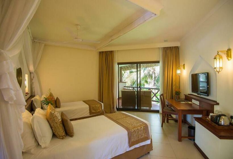 اتاق استاندارد با چشم‌انداز باغ, Sea Cliff Resort & Spa