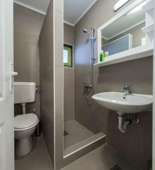 Chambre Quadruple Standard, Hayat Hills