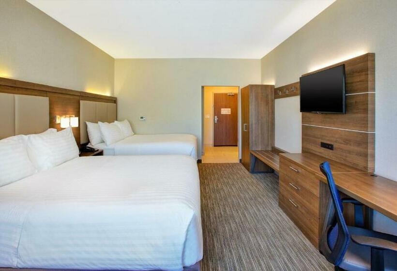 Номер Стандарт Адаптированный для Инвалидов, Holiday Inn Express & Suites New Castle, An Ihg