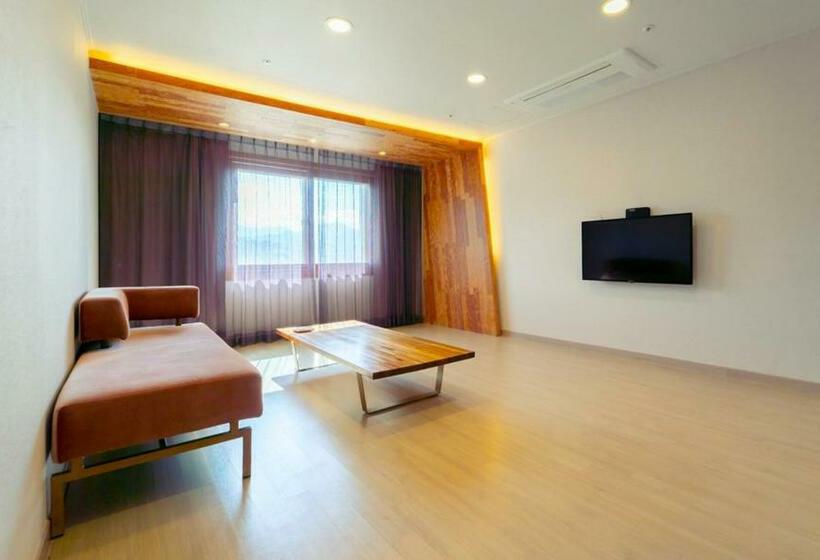Апартаменты Deluxe 1 Спальня, Pampas Resort