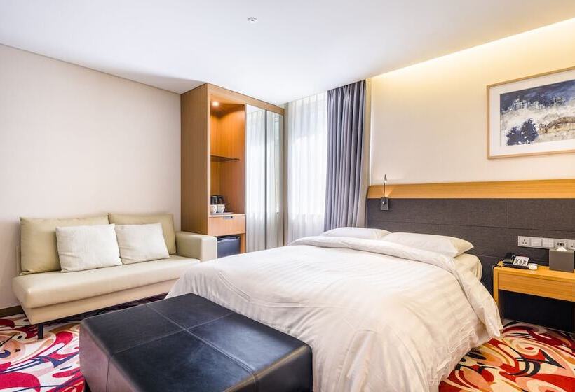 Номер Deluxe, Shin Shin Hotel Jeju Airport