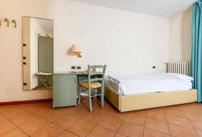 Номер Стандарт Трехместный, Villa Rina