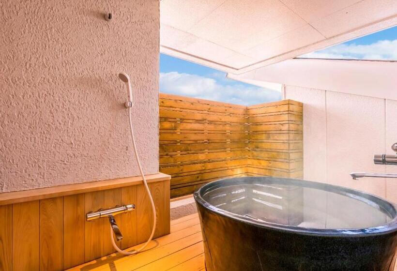 Четырехместный Номер Стандарт, Ooedo Onsen Monogatari Premium Toba Saichoraku