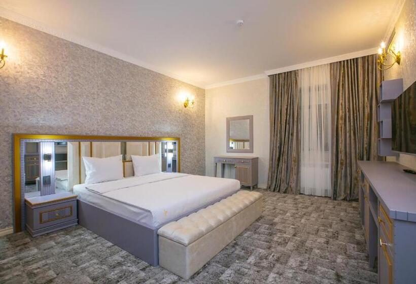غرفة عائلية مطلّة علي الحديقة, Nohur Hotel Gabala