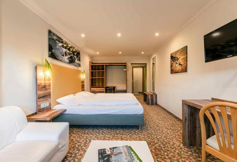 Номер Комфорт, Landhotel Grünwies  Bonsai Wellness Garni