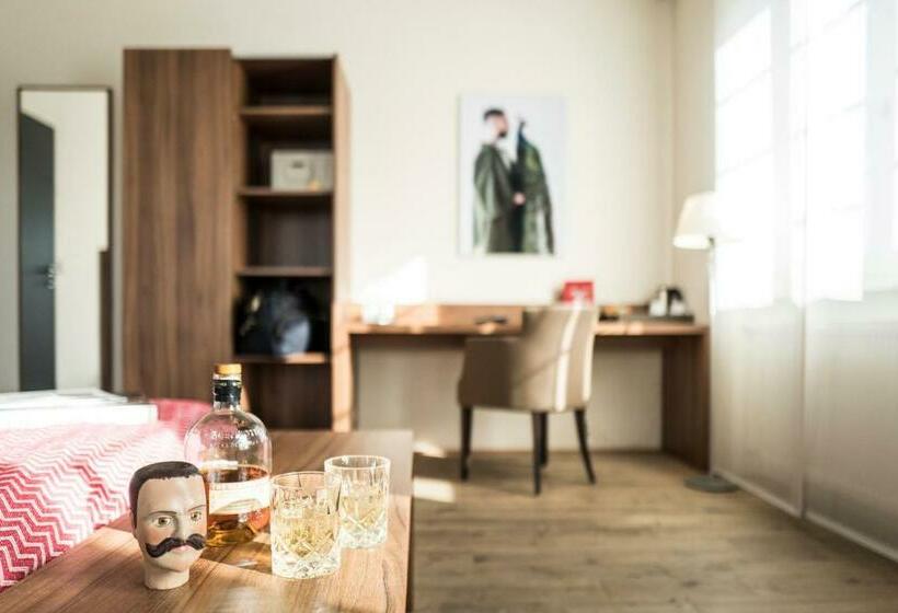 Номер Стандарт, Kunsthotel Drei König Am Marktplatz Stadt Lörrach