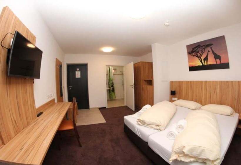 Номер Комфорт, Schafer Boardinghouse