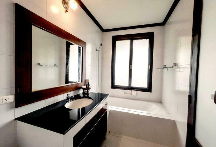 ویلای لوکس 1 خوابه, Kooncharaburi Resort   Koh Chang