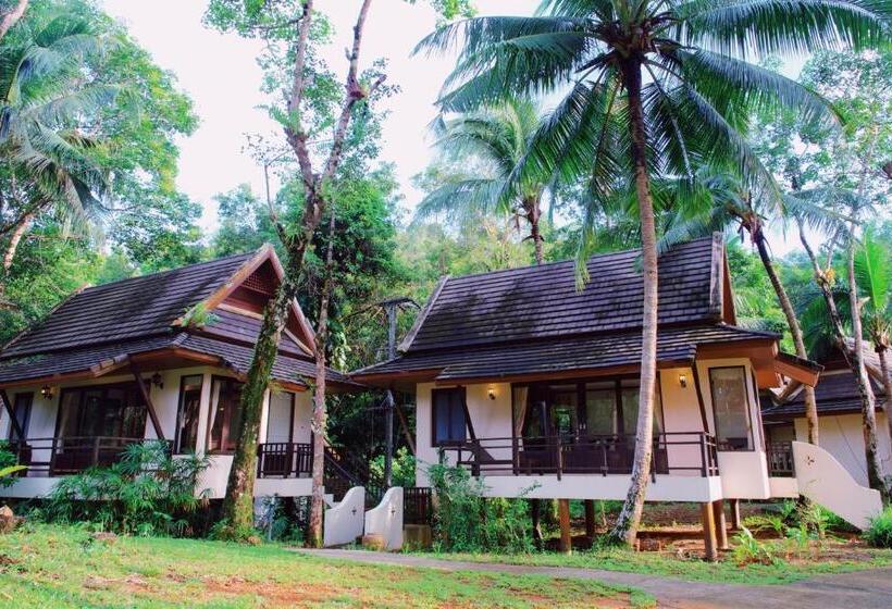 Villa 1 Camera da Letto Vista Giardino, Kooncharaburi Resort   Koh Chang
