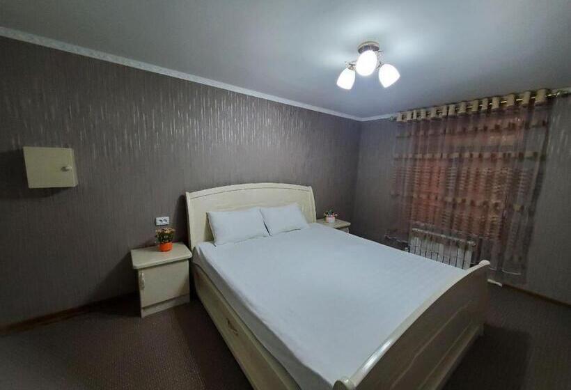 اتاق استاندارد, Nursultan Grand Guest House