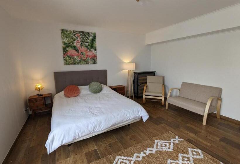 Семейный Номер, Casa Pavão